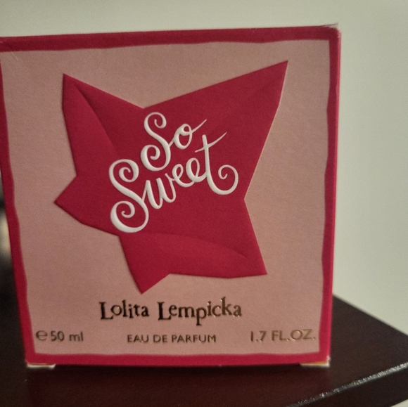 "So Sweet" By Lolita Lempicka Fragrance - Picture 4 of 9